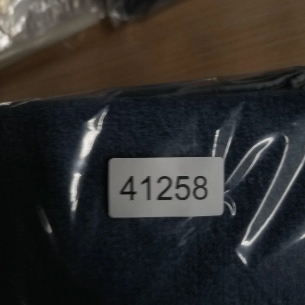 Levis before purchasing